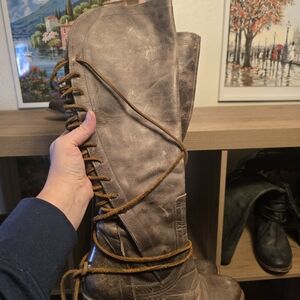 Freebird Brown Cosmo Boots